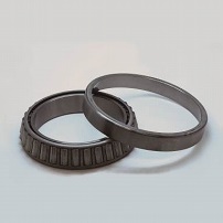 Large size tapered roller bearing