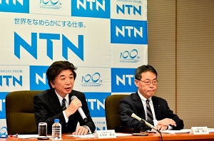 President Hiroshi Ohkubo (left) and Managing Director Keiji Ohashi (right)