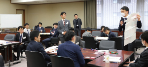 Next Generation Development Promotion Seminar Targeting Male Employees Engaging in Child-rearing
