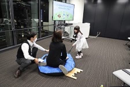 Rotating School at the head office tour
