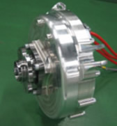 Photo: In-wheel Motor System for 4-wheel drive Electric Commuters