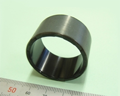 Photo : “Hybrid PEEK Bearing”