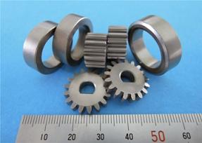 Product Photo : Example of small gears made of the world's highest standard “Sintered Alloy”