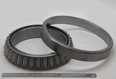 Product photo Example of main dimensions: &phi;200 &times; &phi;280 &times; 51 mm (photo is when the bearing is opened)