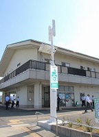 “NTN Hybrid Street Light” installed at the Nagashima Disaster Prevention Community Center in Kuwana City