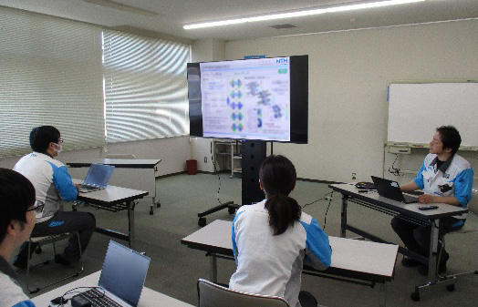 Photo:Developing “digital human resources” and “advanced digital human resources” skilled in digital utilization such as data management and AI