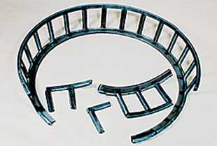 Photo: Retainer of tapered roller bearing